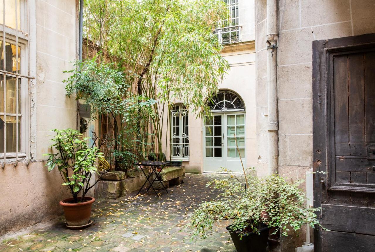 Appartamento Rivoli Vieille du temple Parigi Esterno foto